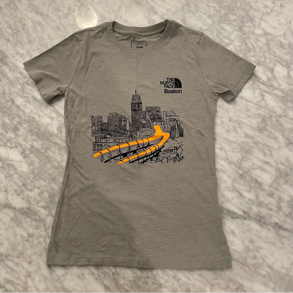 The North Face City Landmark Tri-Blend T-Shirt - Short Sleeve Size XSmall - Picture 2 of 6